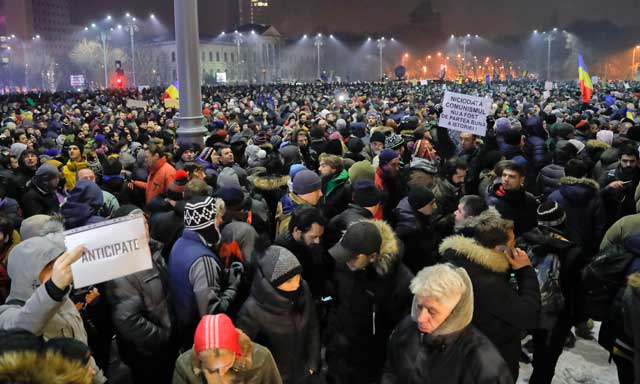 Rumunija_protest2_BetaAPVadim_Ghirda