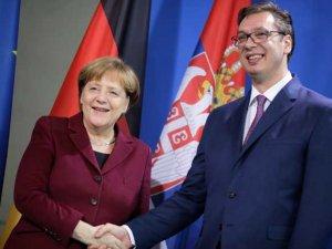 Merkel_Vucic_Beta_AP_Markus_Schreiber