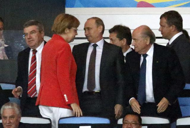 FOTO: Merkel i Putin glavne zvezde finala
