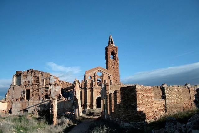 8._Belchite_panija.jpg