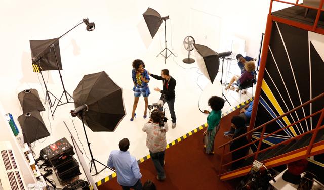 Modno snimanje za prilog CNN o Bocvani, u Image Lounge studiju. Gaborone, 2015.